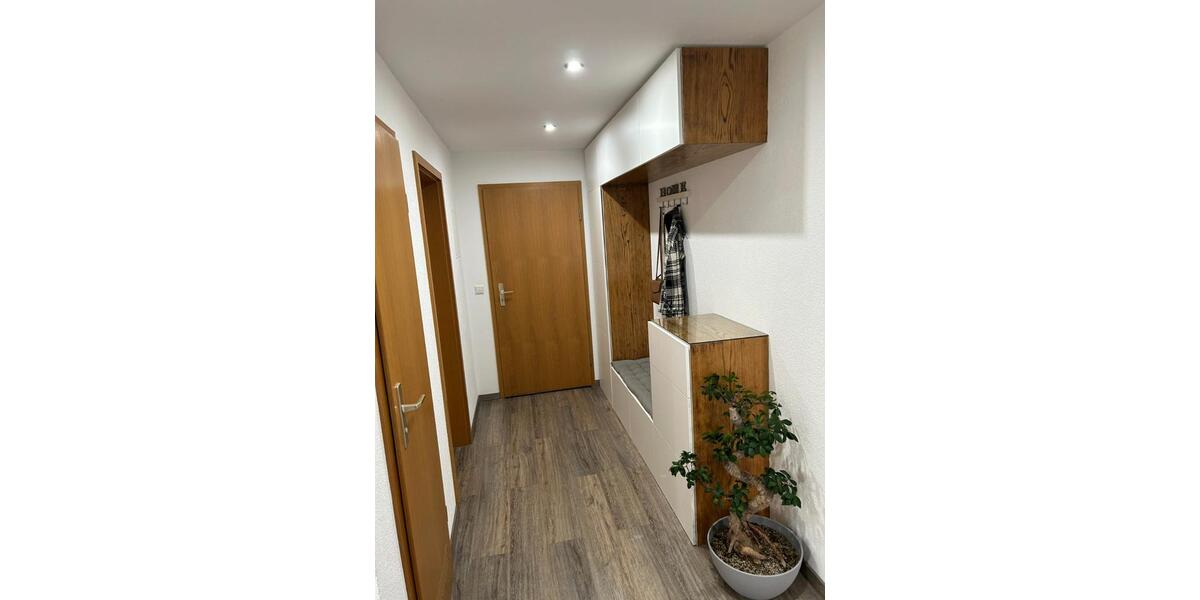 Etagenwohnung Bretzfeld - 3.5 Zimmer, 77 m&sup2;, 285.000&euro; | Angebot:27085523