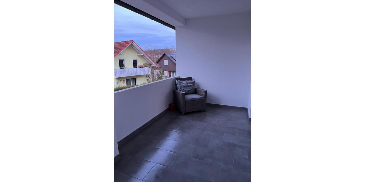 Etagenwohnung Heilbronn Frankenbach - 4 Zimmer, 134 m&sup2;, 1.800&euro; | Angebot:24838089