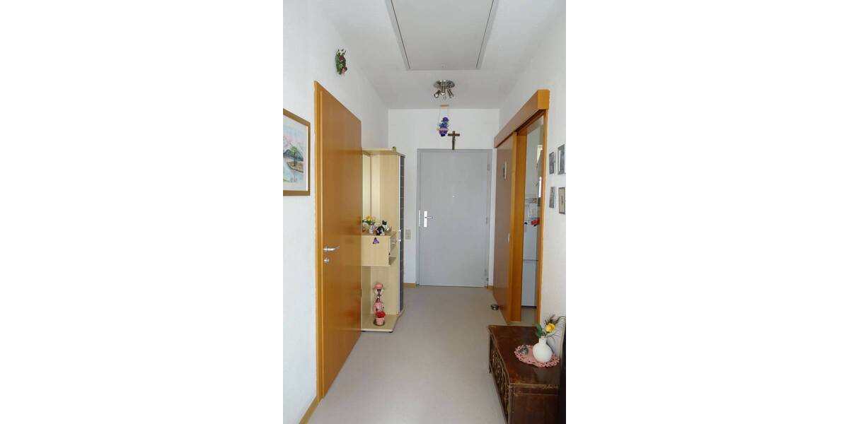 Etagenwohnung Sersheim - 2 Zimmer, 49 m&sup2;, 179.000&euro; | Angebot:25749234