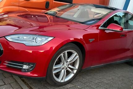 Tesla Model S 175.000 km 19.500 &euro; Oberriexingen 71739