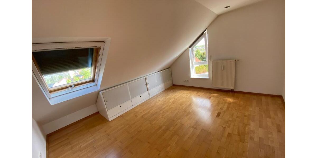 Dachgeschoßwohnung Leingarten - 3.5 Zimmer, 78 m&sup2;, 340.000&euro; | Angebot:27116786