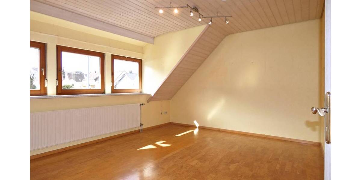 Etagenwohnung Heilbronn Biberach Biberach - 4 Zimmer, 137 m&sup2;, 1.120&euro; | Angebot:25695864
