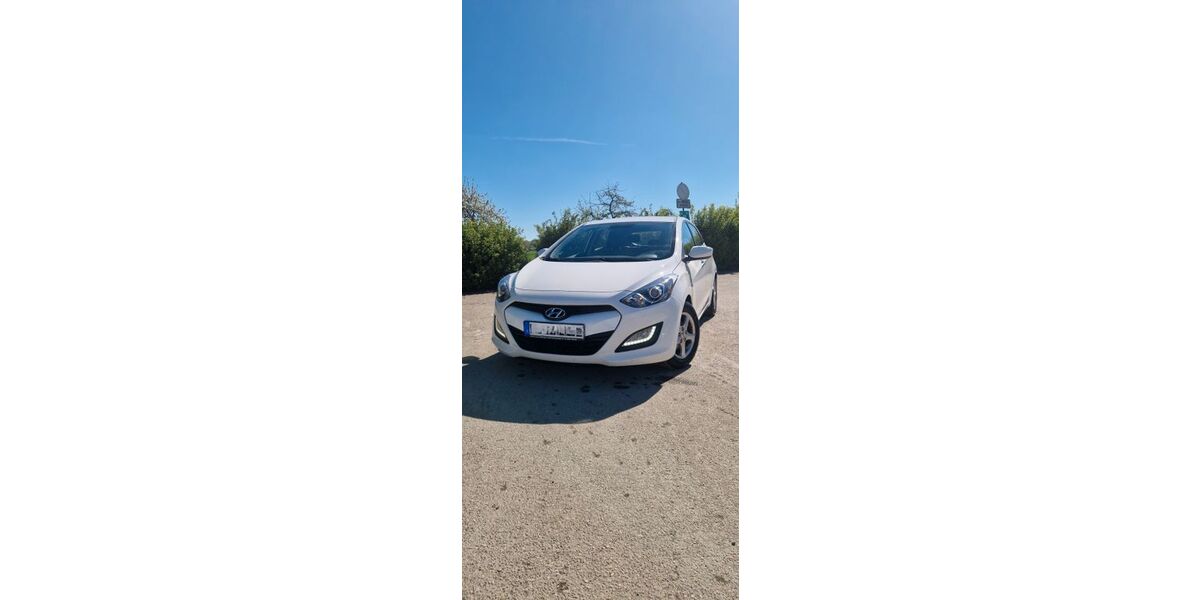 Hyundai i30 142.000 km 5.499 &euro; Neuenstadt 74196
