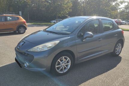 Peugeot 207 120.229 km 2.800 &euro; Lauffen am Neckar 74348