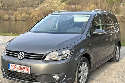 VW Touran 124.750 km 13.490 &euro; Haßmersheim 74855