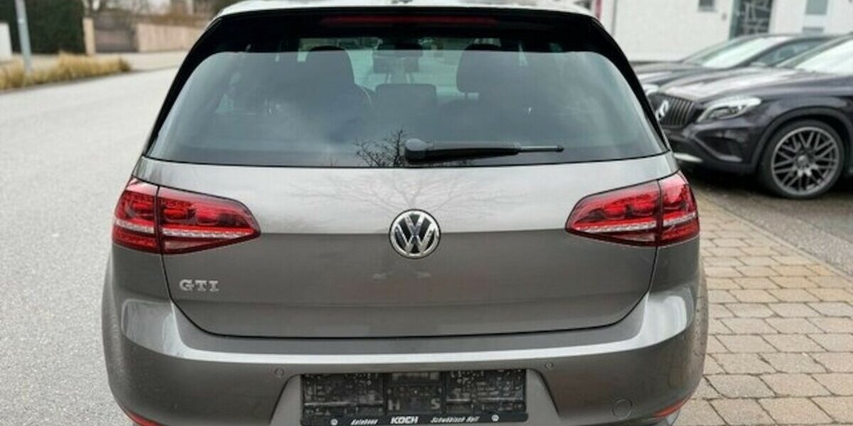 VW Golf VII Lim. GTI BMT Kamera ABT 300 PS 198.000 km 12.490 &euro; Neckarsulm 74172
