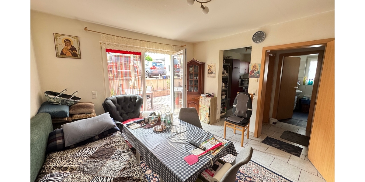 Energieeffizientes EFH mit Einliegerwohnung, Terrasse und großem Hof - Einfamilienhaus Sulzfeld | Angebot:24344056