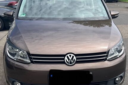 VW Touran 128.000 km 8.999 € heilbronn 74080