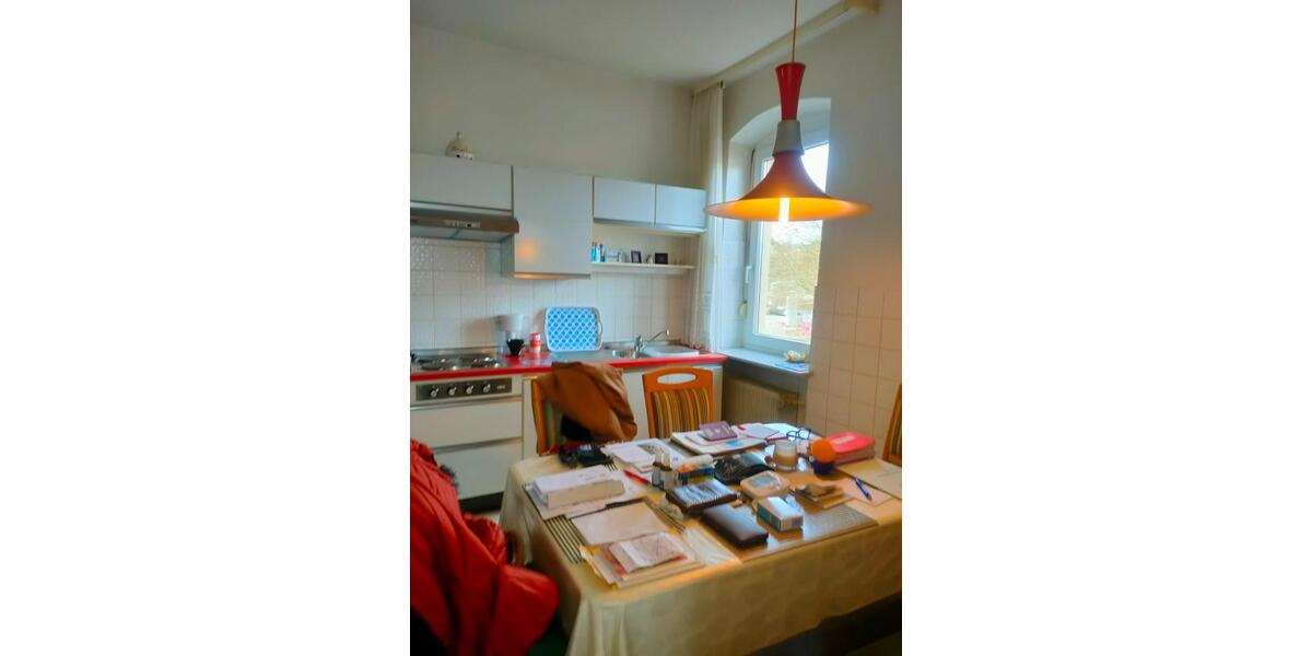 Etagenwohnung Backnang - 4 Zimmer, 100 m&sup2;, 1.250&euro; | Angebot:25165018