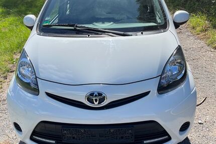 Toyota Aygo (X) 29.500 km 6.990 &euro; Backnang 71522