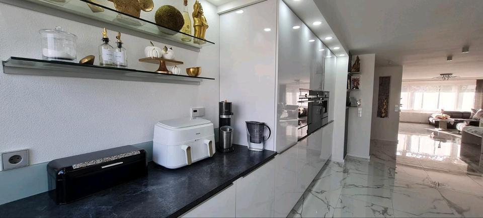 Helle und moderne 4,5 Zimmer-Wohnung 4.5 zimmer