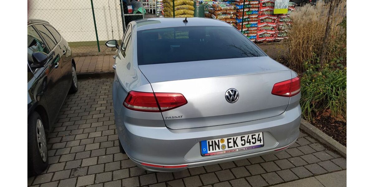 VW Passat 161.000 km 13.999 € Ilsfeld 74360