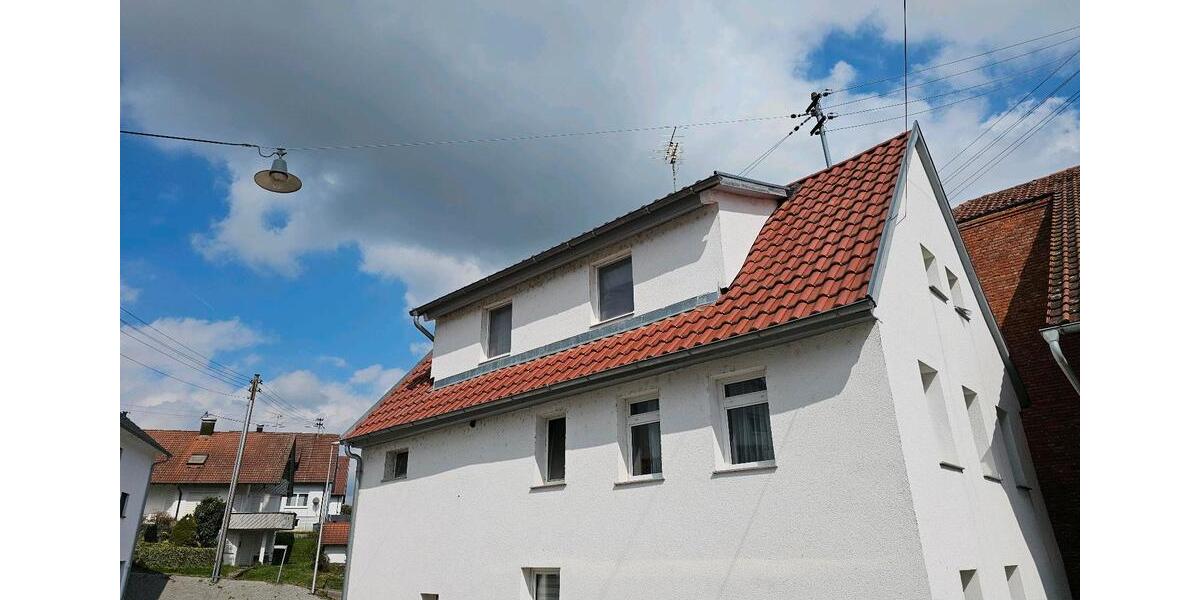 Mehrfamilienhaus, Wohnhaus Backnang - 8 Zimmer, 180 m&sup2;, 265.000&euro; | Angebot:26109024