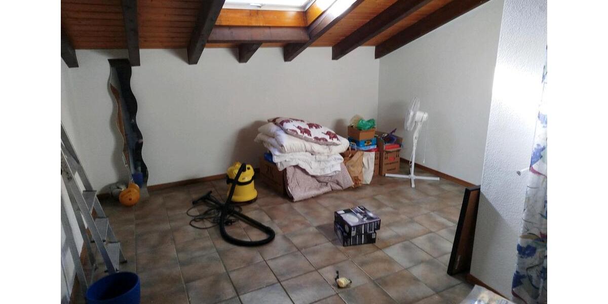 Dachgeschoßwohnung Massenbachhausen - 1 Zimmer, 35 m&sup2;, 650&euro; | Angebot:24601502