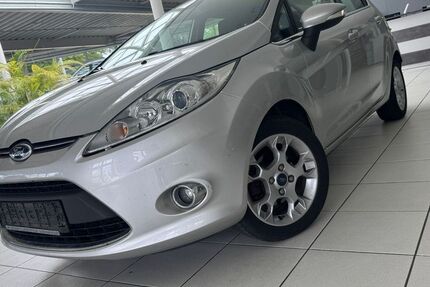 Ford Fiesta 153.000 km 2.290 &euro; Öhringen 74613