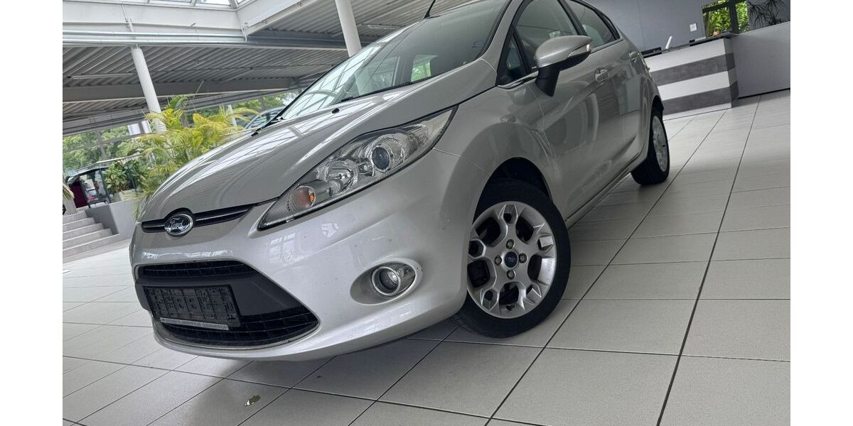 Ford Fiesta 153.000 km 2.290 &euro; Öhringen 74613