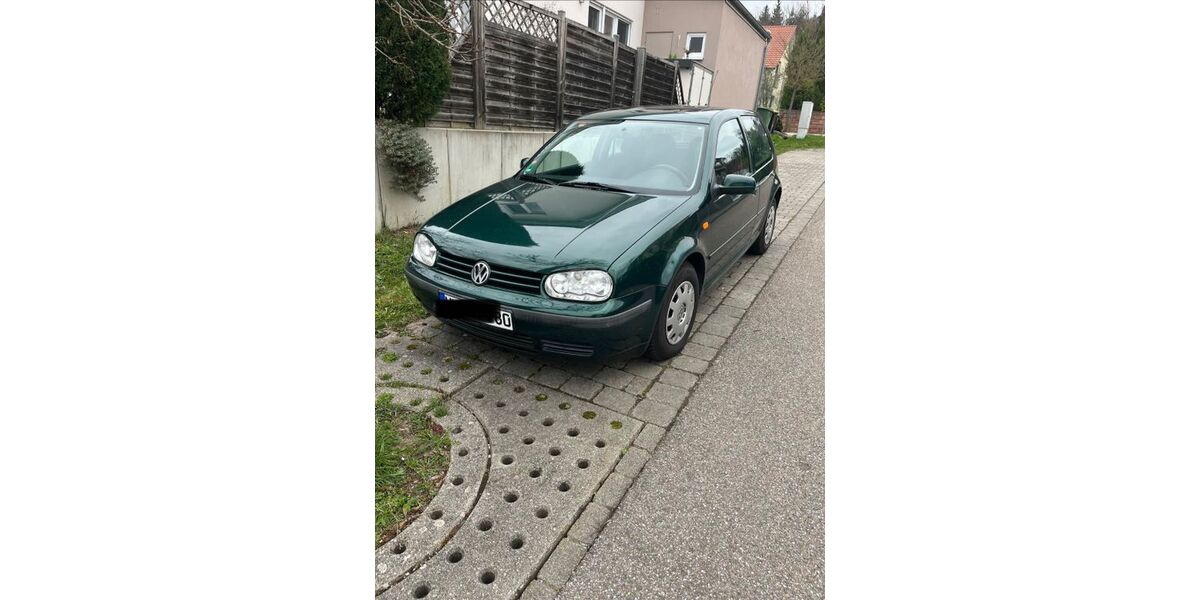 VW Golf 89.000 km 1.850 &euro; Freudental 74392
