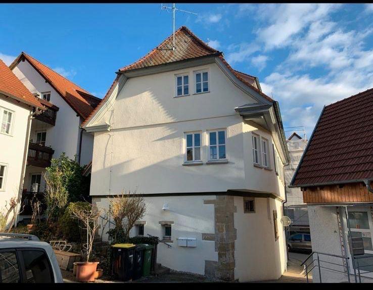 Dachgeschoßwohnung Ludwigsburg Hoheneck - 2.5 Zimmer, 70 m&sup2;, 225.000&euro; | Angebot:26844883