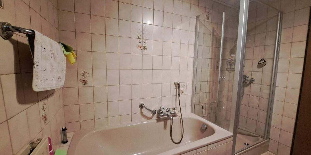 Etagenwohnung Bad Rappenau - 2 Zimmer, 72 m&sup2;, 1.100&euro; | Angebot:26453803