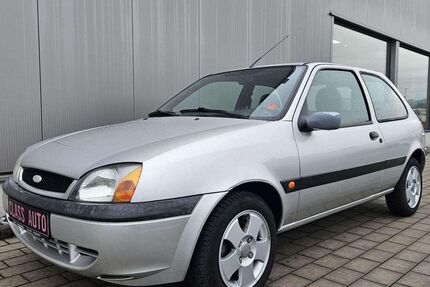 Ford Fiesta 46.372 km 2.990 € Sinsheim 74889