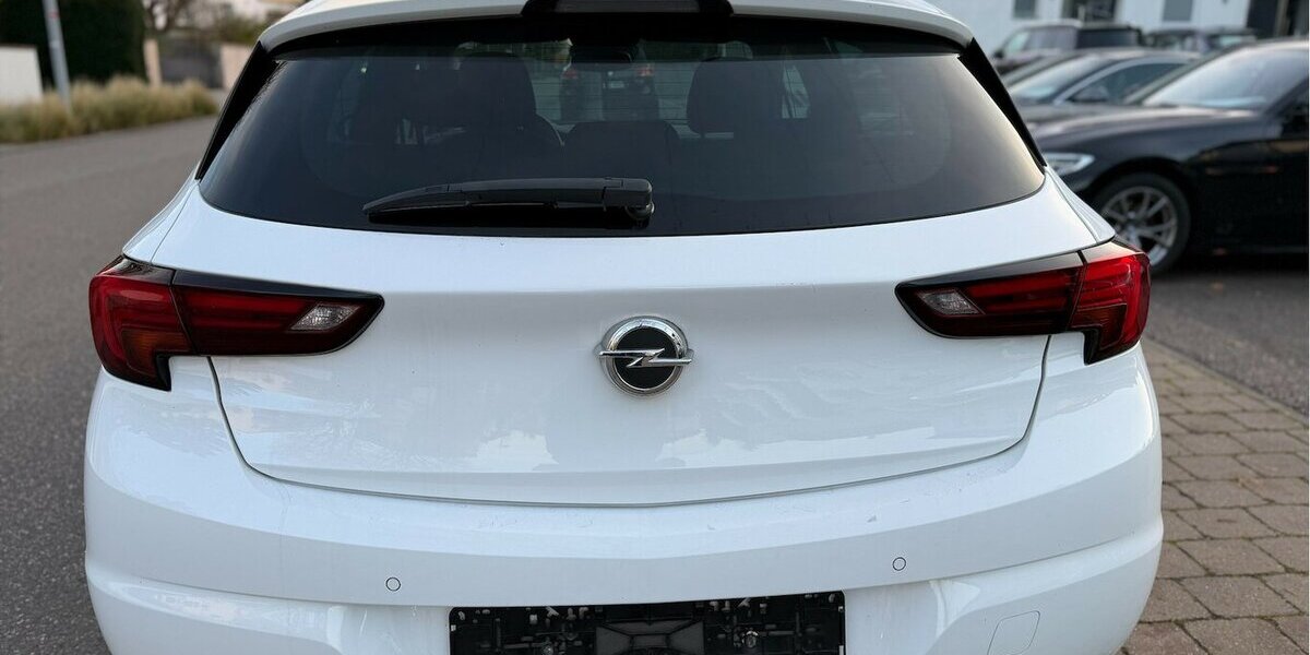 Opel Astra K Lim. 5-trg. Dynamic Turbo 186.000 km 7.500 &euro; Neckarsulm 74172