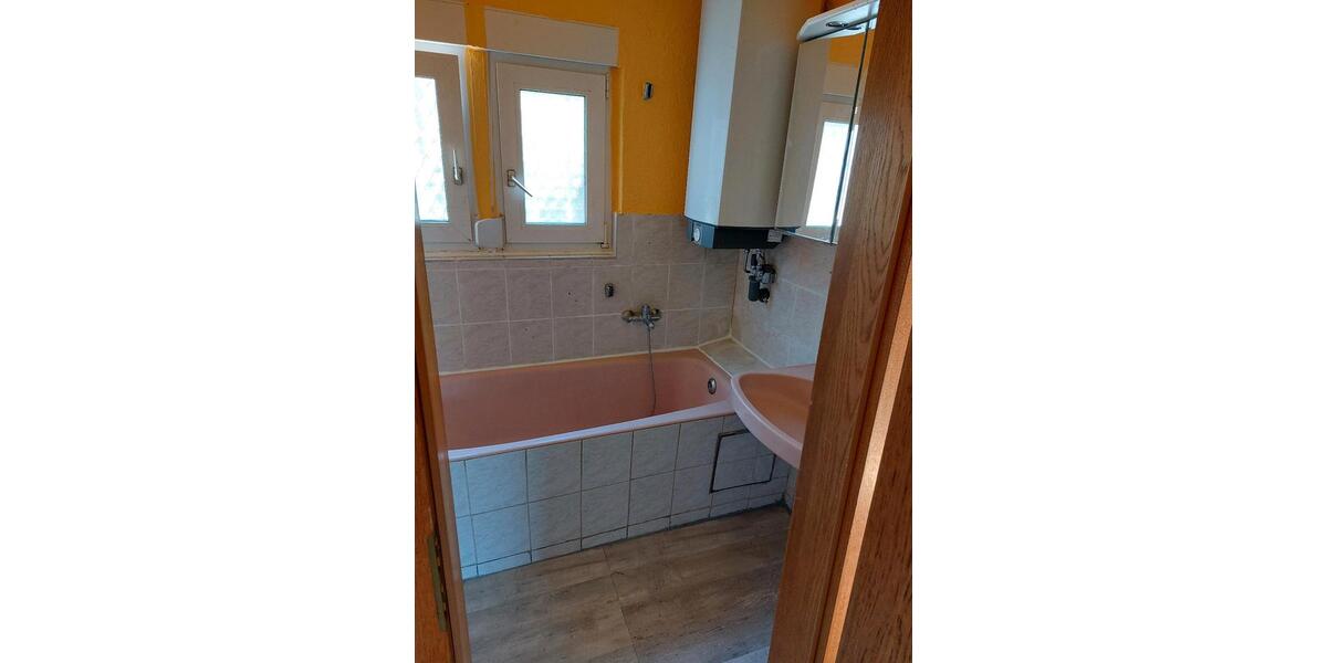 Etagenwohnung Sachsenheim - 2 Zimmer, 54 m&sup2;, 600&euro; | Angebot:25363605
