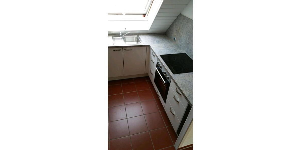 Dachgeschoßwohnung Heilbronn - 2 Zimmer, 50 m&sup2;, 710&euro; | Angebot:24764888