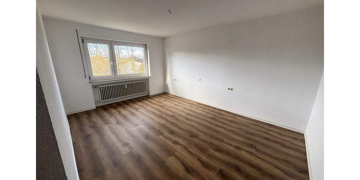 Etagenwohnung Ludwigsburg Hoheneck - 5.5 Zimmer, 135 m&sup2;, 1.930&euro; | Angebot:25127713