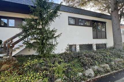 Haus Marbach am Neckar - 8 Zimmer, 180 m&sup2;, 595.000&euro; | Angebot:25255232