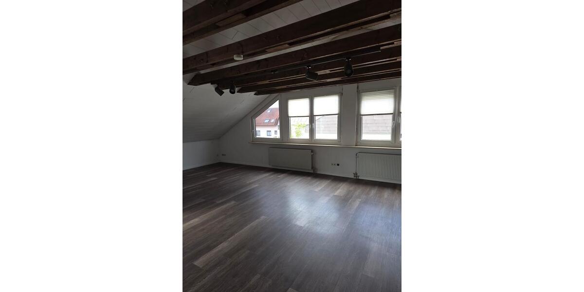 Dachgeschoßwohnung Bad Rappenau - 3 Zimmer, 107 m&sup2;, 1.150&euro; | Angebot:26619119
