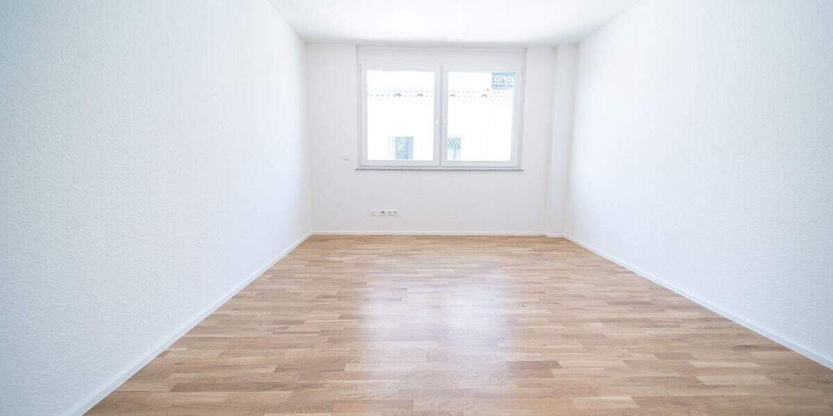 Etagenwohnung Abstatt - 4 Zimmer, 129 m&sup2;, 1.750&euro; | Angebot:24516970