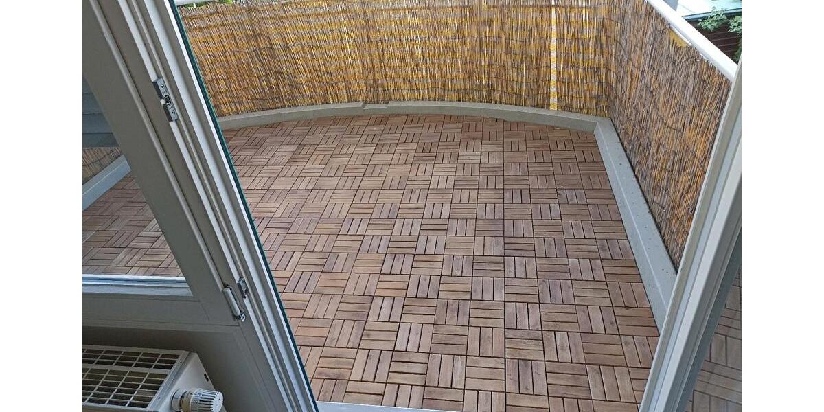 2 Zimmer Wohnung mit Balkon incl Küche und Stellplatz 2 zimmer