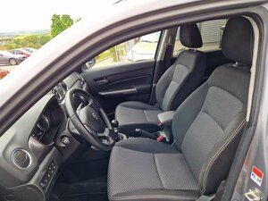 Suzuki Vitara 1.4 Boosterjet Allgrip Comfort Navi AHK 98.126 km 14.850 € Obrigheim-Asbach 74847