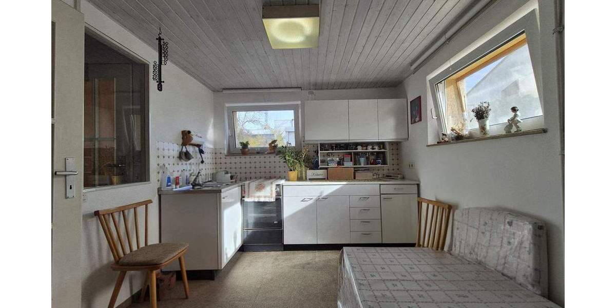 Etagenwohnung Bönnigheim - 3 Zimmer, 85 m&sup2;, 265.000&euro; | Angebot:24158636