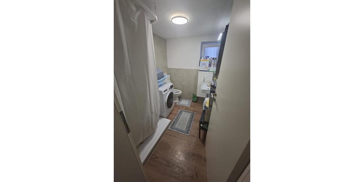 Etagenwohnung Sinsheim - 4 Zimmer, 110 m&sup2;, 1.000&euro; | Angebot:26681926