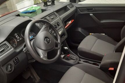 VW Caddy 197.000 km 8.900 &euro; Flein 74223