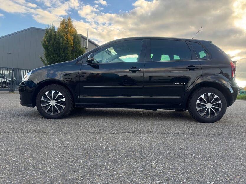 VW Polo 113.865 km 4.499 € Markgröningen 71706
