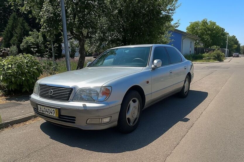 LS 400