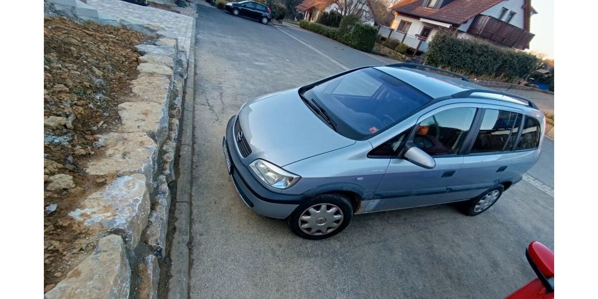 Opel Zafira 349.300 km 750 &euro; Schefflenz 74850