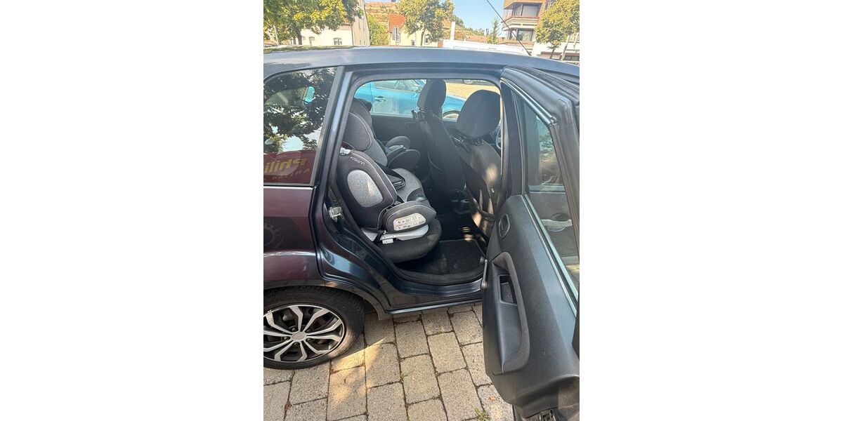 Ford Fiesta 260.000 km 1.300 &euro; Asperg 71679