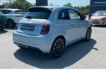 Fiat 500e la Prima ´´Himmelblau´´ 2.500 km 24.900 € Backnang, 71522
