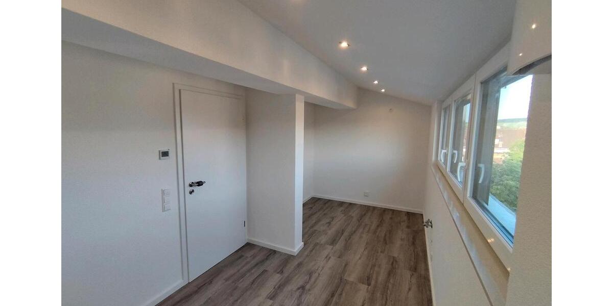 Dachgeschoßwohnung Heilbronn Horkheim - 2 Zimmer, 1.000&euro; | Angebot:22913808