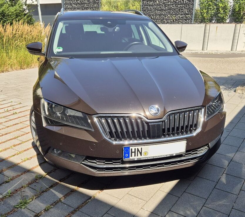 Skoda Superb 128.000 km 16.000 € Ilsfeld 74360