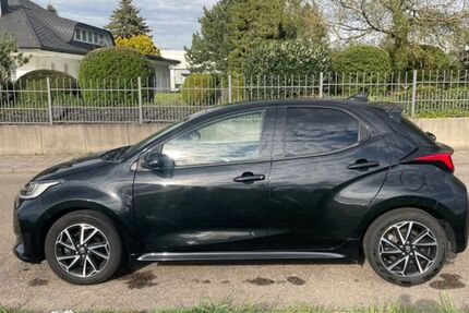 Toyota Yaris 67.000 km 16.777 &euro; Neckarwestheim 74382