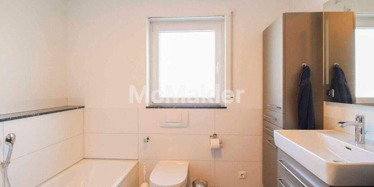 Einfamilienhaus Bietigheim-Bissingen Bissingen - 7 Zimmer, 749.000&euro; | Angebot:25097013