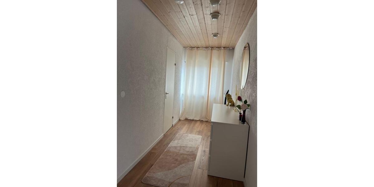 Etagenwohnung Ludwigsburg Hoheneck - 1.000&euro; | Angebot:25163217