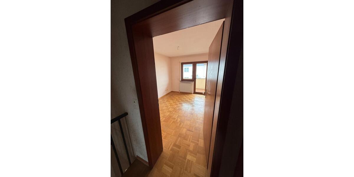Doppelhaushälfte Neckarsulm - 8 Zimmer, 133 m&sup2;, 485.000&euro; | Angebot:26727353