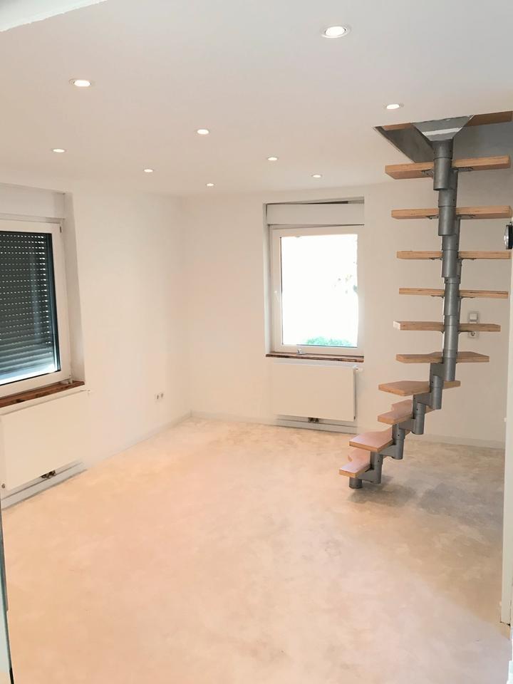 Haus statt Wohnung mit Einbauküche, Kamin, Klimaanlage Smart-Home