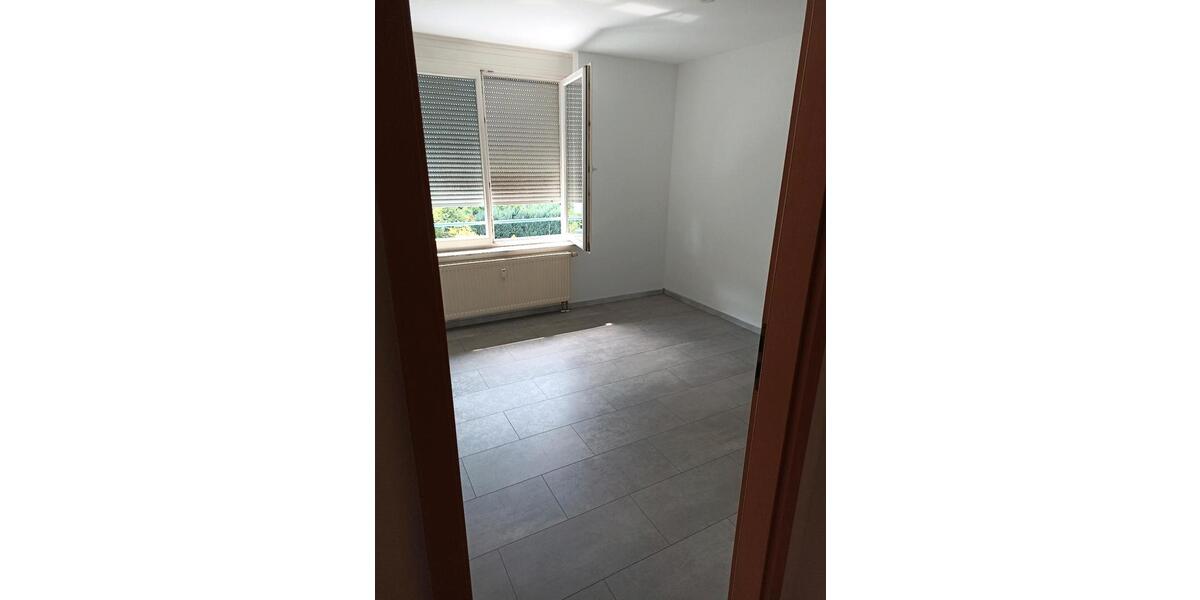 2 Zimmer Wohnung mit Balkon incl Küche und Stellplatz 2 zimmer