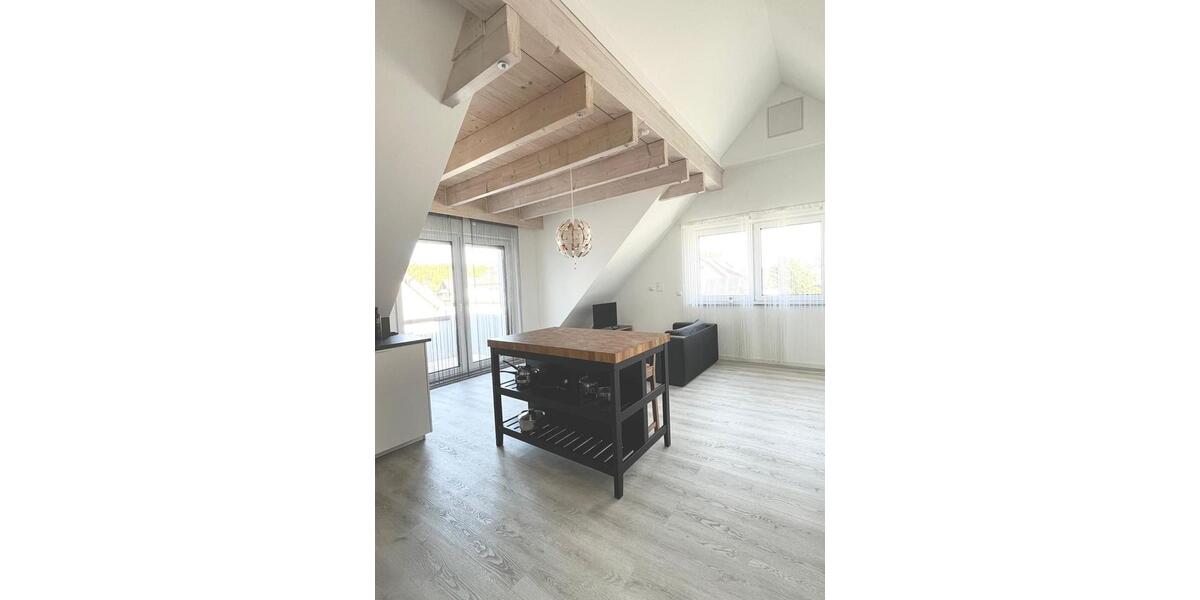 Dachgeschoßwohnung Heilbronn Böckingen - 2 Zimmer, 48 m&sup2;, 1.000&euro; | Angebot:25923410